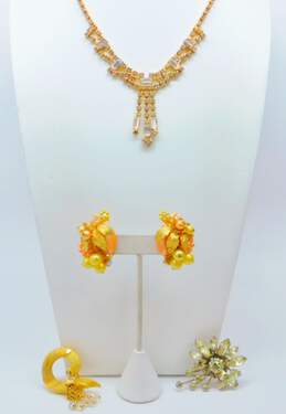 Vintage Icy & Gold Tone Clip-On Earrings Necklace & Brooches 63.3g