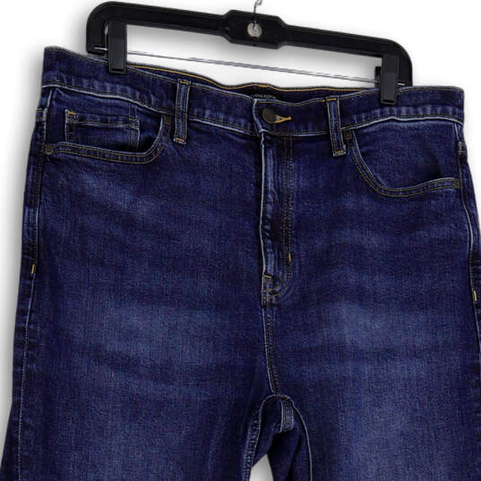 Womens Blue Denim Dark Wash 5-Pocket Design Straight Leg Jeans Size 33 image number 3