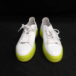 Women's White & Green Steve Madden Shoes Size 7.5
