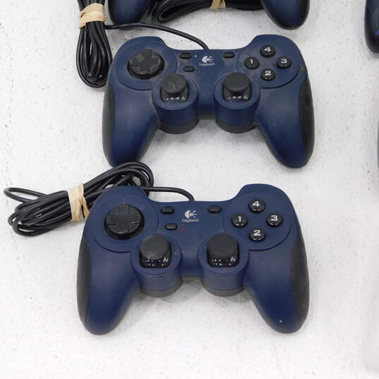 8 PC Controllers image number 3