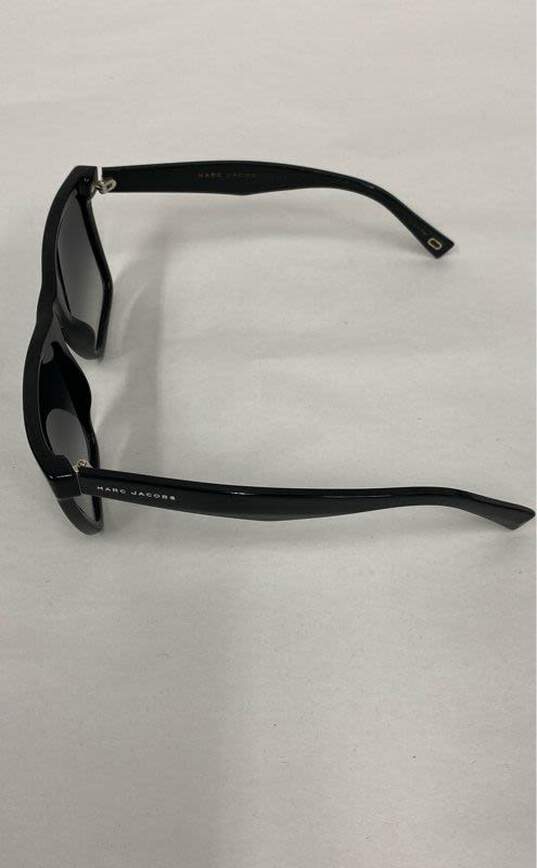 The Marc Jacobs Black Sunglasses - Size One Size image number 4