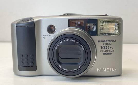 Minolta Freedom Zoom 140EX Panorama Date Point & Shoot Camera w/ Accessories image number 2