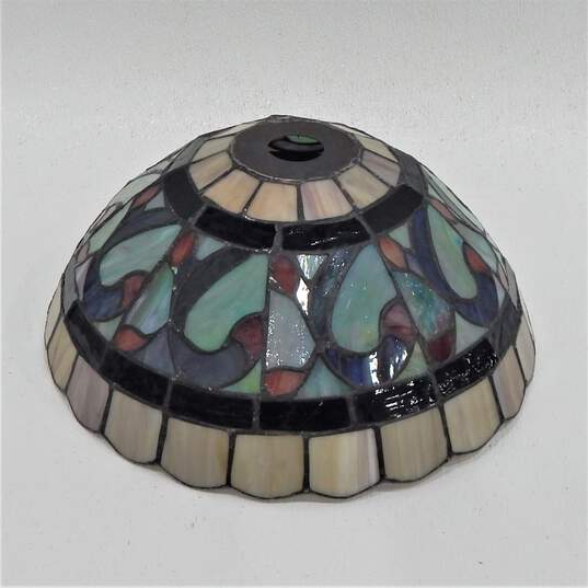 VNTG Stained Glass Table 14in Lamp Shade image number 3