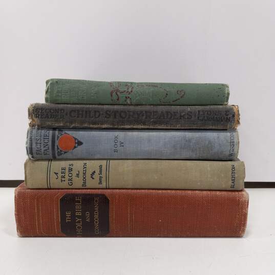 Bundle of 5 Assorted Vintage Books & Novels image number 3