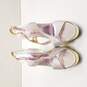 Neda by Bebe Heels Gold White Size 6 image number 5