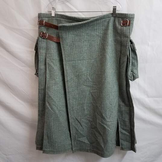 Green and gray plaid wool long kilt 42 x 31.5 image number 3