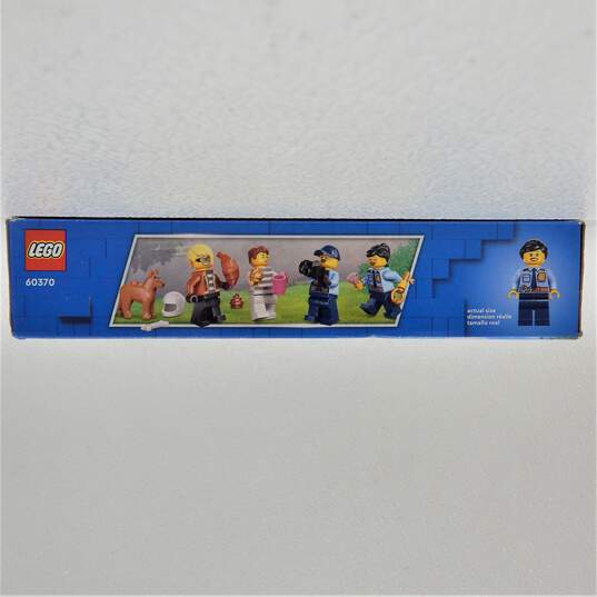 LEGO City Factory Sealed 60370 Police Station Chase & 60190 Arctic Ice Glider image number 8