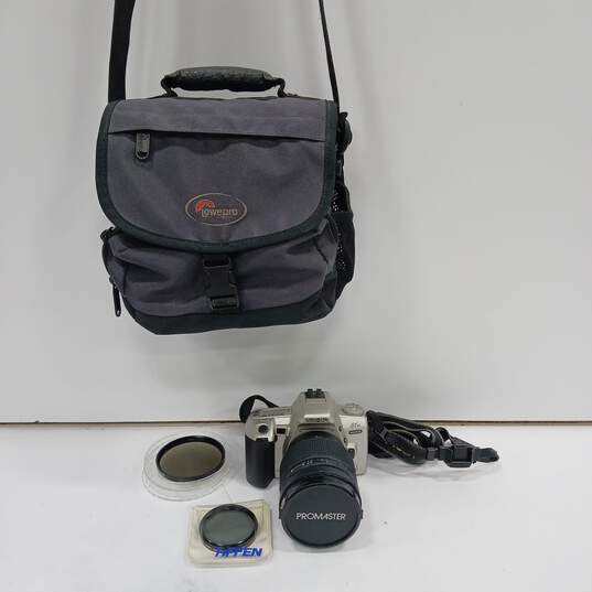 Minolta Maxxum St Si SLR Film Camera in Bag image number 1