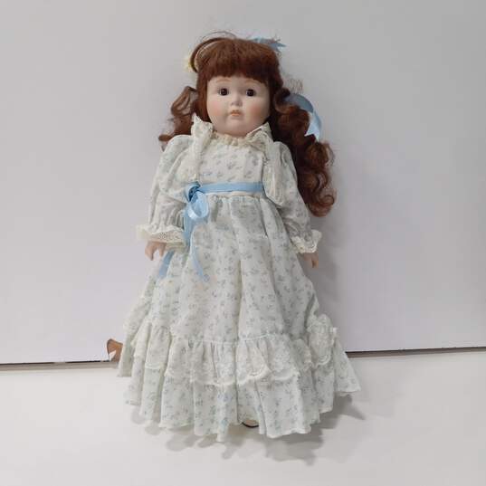Vintage Victoria Impex Corp. 16” Porcelain Doll IOB image number 2