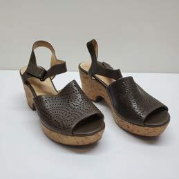 Clarks Maritsa Nila Wedge Women's Sandals Khaki Leather Platform Heels Size 8.5