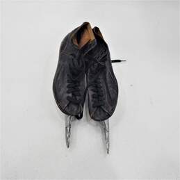 Vintage Nestor Johnson Leather Ice skates