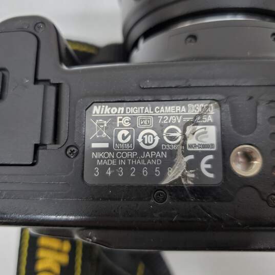 UNTESTED Nikon D3000 10.2MP DSLR Digital Camera Kit w/ AF-S DX 18-55mm Lens image number 6