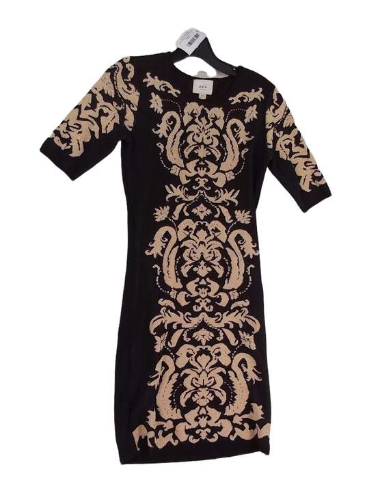 Womens Black Gold Paisley Short Sleeve Round Neck Shift Dress Size XS image number 1