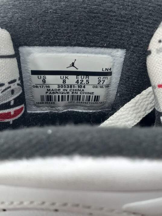 Air Jordan Athletic Sneakers Size 9 image number 6