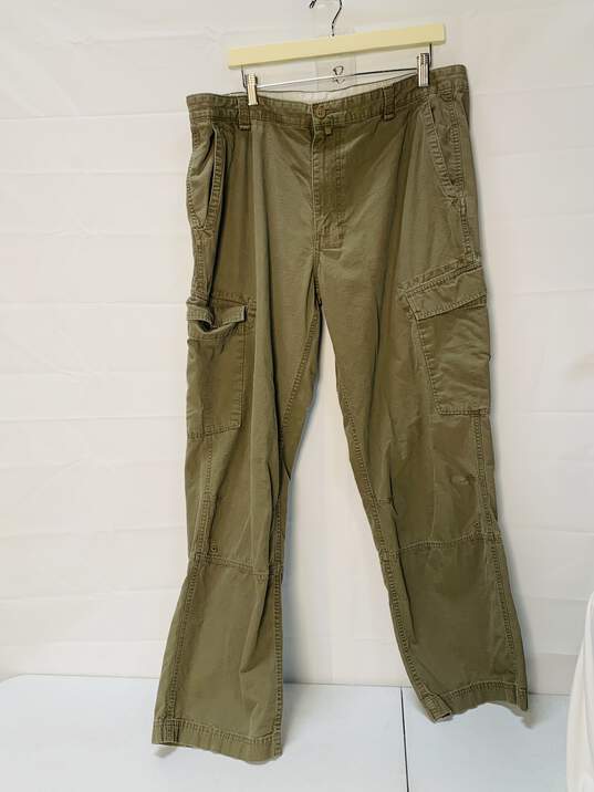 Green Cargo The North Face Pants Size: 40 image number 1