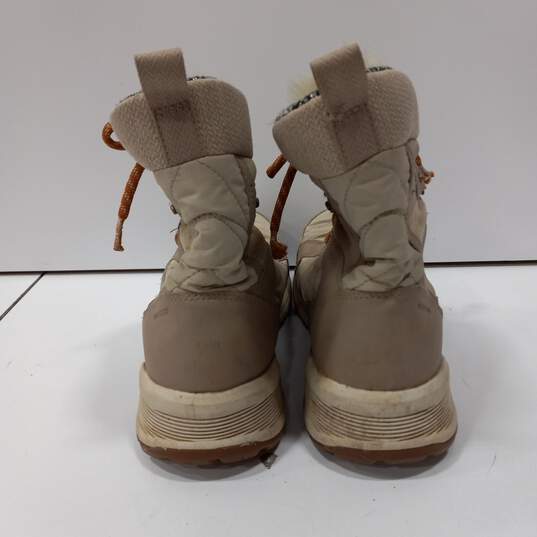 Columbia Women's Beige Snow Boots Size 9 image number 3