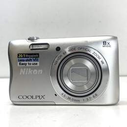 Nikon Coolpix S3700 20.1MP Compact Digital Camera