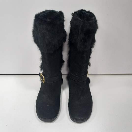 Women's Black Boots Size 7.5 image number 1