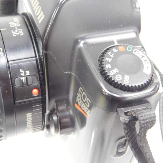 Canon EOS Rebel 35mm Film Camera w/ Case & Accessories image number 6