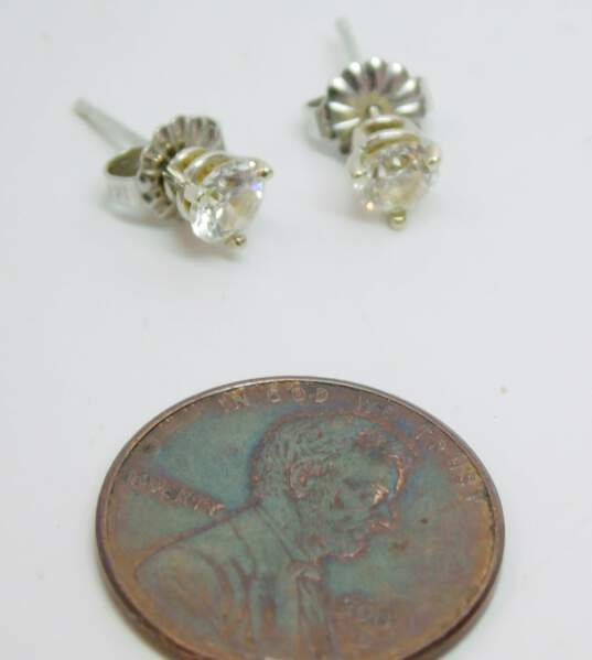 14K White Gold 0.72 CTTW Round Diamond Stud Earrings 0.8g image number 6