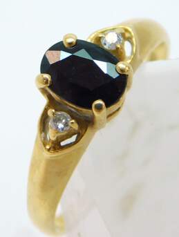 14K Yellow Gold Oval Sapphire 0.04 CTTW Diamond Side Stones Ring  2.2g alternative image