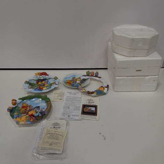 Winnie the Pooh Collector Plates - IOP image number 1