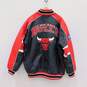 Vintage GIII Carl Banks Chicago Bulls Leather Jacket Men's Size XXL image number 2