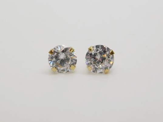 14K Yellow Gold Cubic Zirconia Stud Earrings 1.0g image number 1