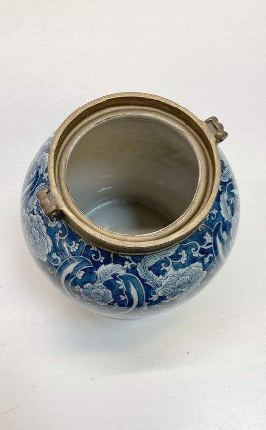 Porcelain Blue and White 9 inch Tall Warrior Jar Home Decorative Ceramic Jar image number 4