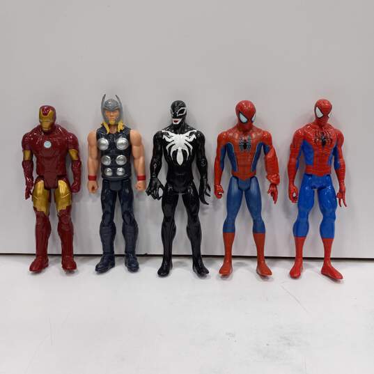 Lot of 27 Assorted Marvel Superheroes & Villains Figures image number 3
