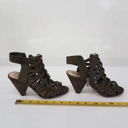 Vince Camuto Elishan Women's Size 5 Greenish Brown Leather Strap Upper Heels