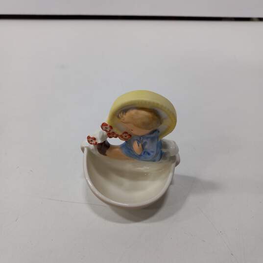 Hummel HolyWater Font Wall Pocket Baby Boy With Halo 36/0 image number 4