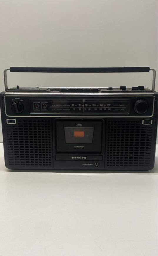 Sanyo AM/FM Stereo Radio Cassette Recorder M-9902-SOLD AS IS, UNTESTED image number 1