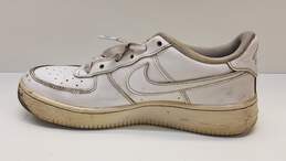 Nike Airforce 1 Boy's White Shoes Size 5Y alternative image