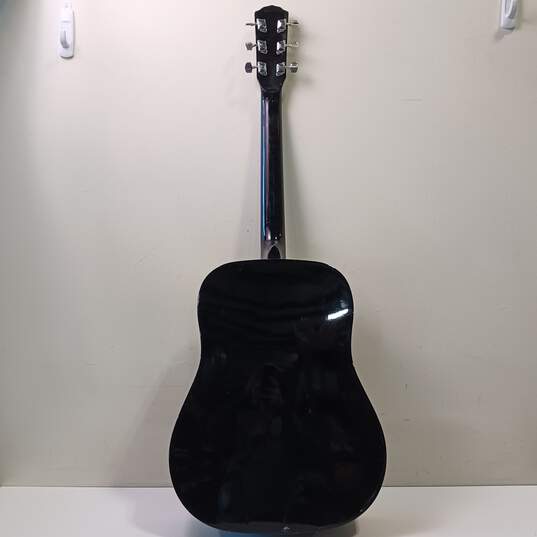 Starcaster Model 0910104121 Beige/Black Acoustic Guitar image number 2