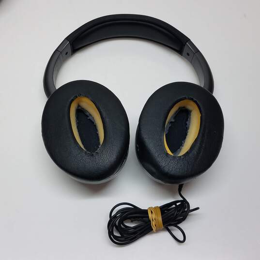 Monoprice Headphones Active Noise Cancelling w/ Case Untested P/R image number 2