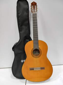 Yamaha C-40 Acoustic Guitar w/Gig Bag
