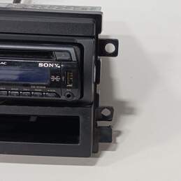 Sony CDX-GT35UW Car Stereo Radio Head Unit alternative image