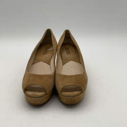 NIB Womens Mcgraw Beige Suede Open Toe Slip-On Platform Heels Size 7.5 M