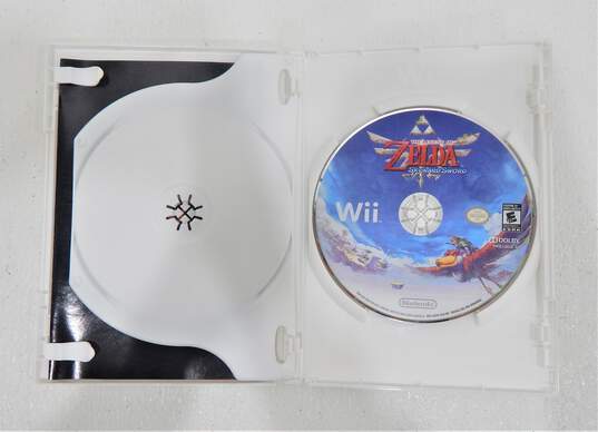 Zelda Skyward Sword [Soundtrack Bundle] Nintendo Wii CIB image number 3