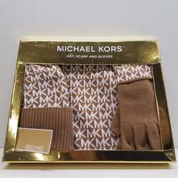 Michael Kors Knit Hat Scarves & Gloves Beige Gift Set