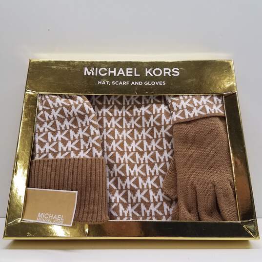 Michael Kors Knit Hat Scarves & Gloves Beige Gift Set image number 1