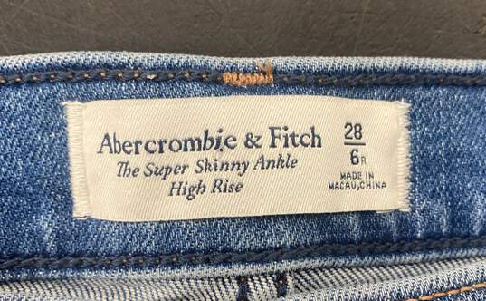 Abercrombie & Fitch Women's Blue Super Skinny Jeans- Sz 28 NWT image number 3