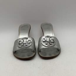 Womens Aerin Metallic Silver Open Toe Slip-On Cone Heel Slide Sandals Size 7.5