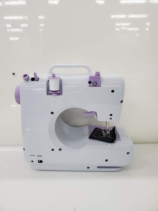 Fanghua 505A Multifunction Mini Sewing Machine Untested image number 3