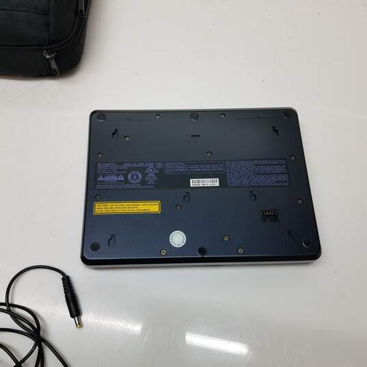 Sony DVP-FX921 Portable DVD Player image number 4