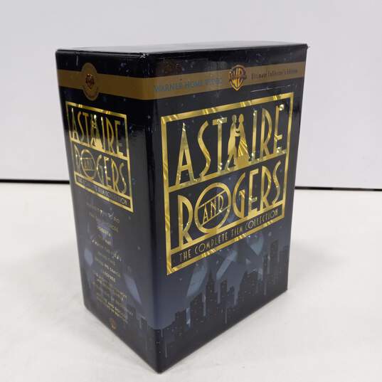 vintage boxset Vintage Boxset of Astaire & Rogers DVD Movie Collection image number 1
