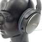 Bose Quiet Comfort Noise Cancelling Headphone In Case image number 3