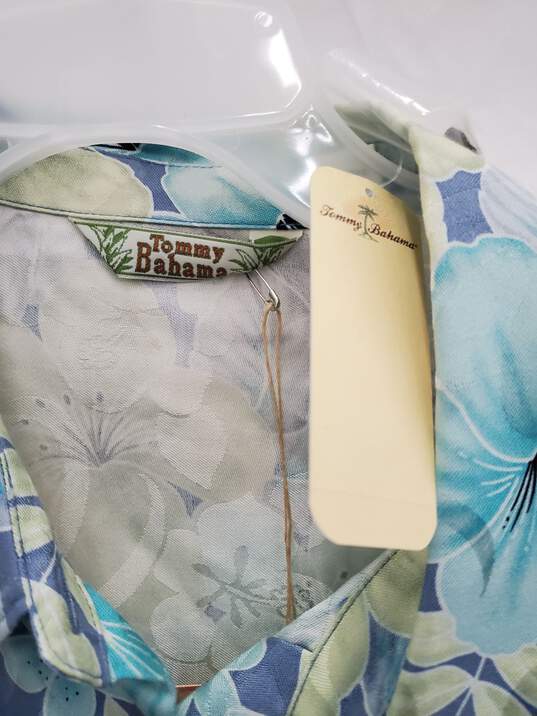 Women Tommy Bahama Hollywood Hibiscus Shirt Size- XL (16) New image number 3