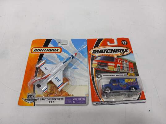 Bundle of Fifteen Assorted Toy Cars image number 3